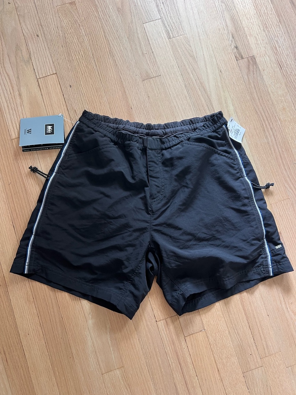 NWT women’s padded REI Piedra Black Cycling Shorts Sz  L